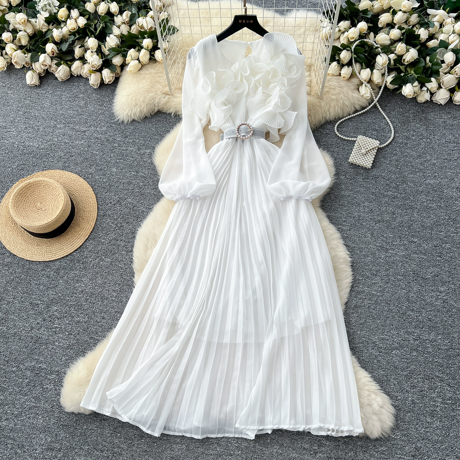 Three-dimensional lace lantern sleeve strap waist slimming pleated dress - Image 8