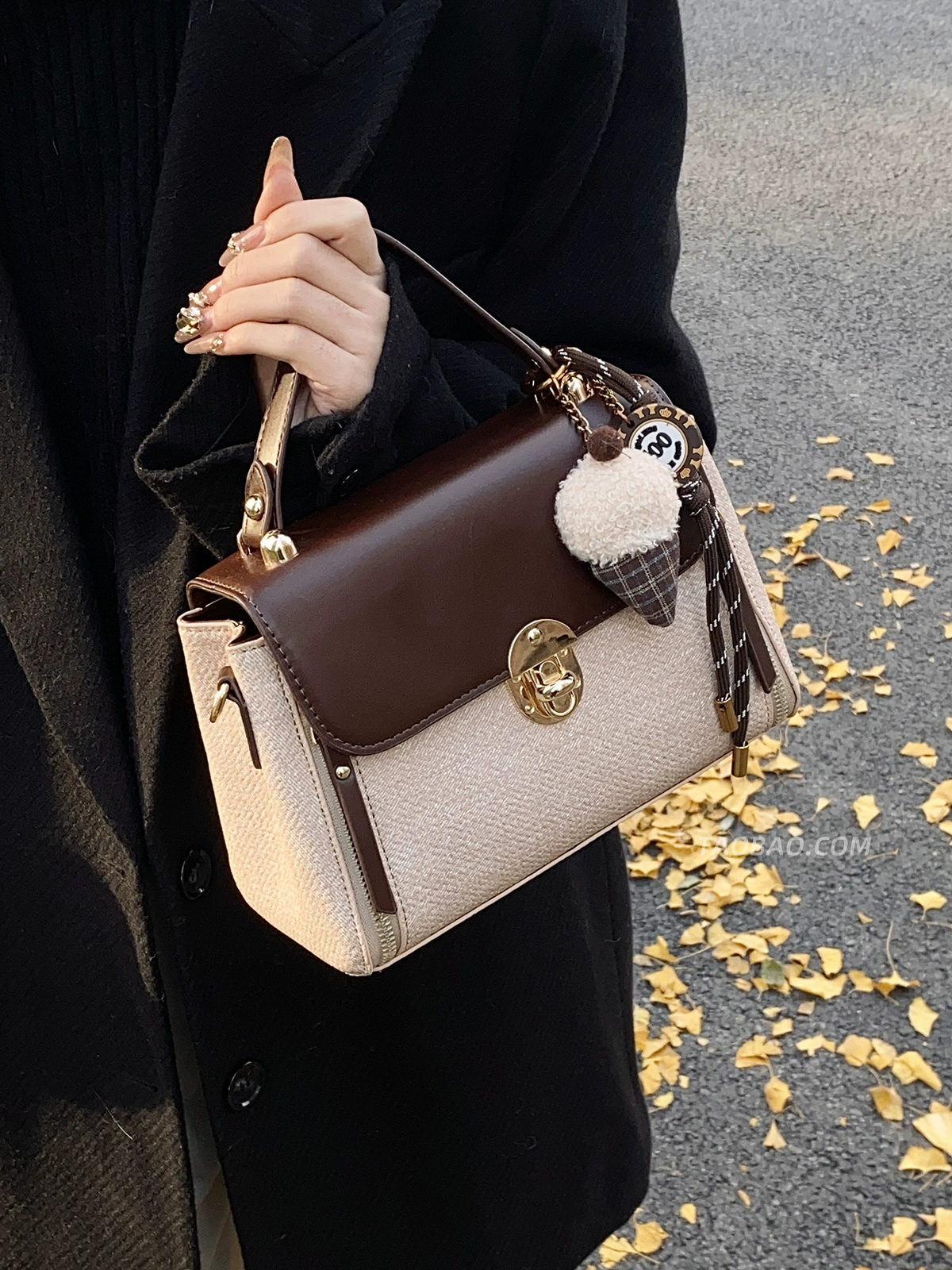 Super hot handheld small square bags - Image 5