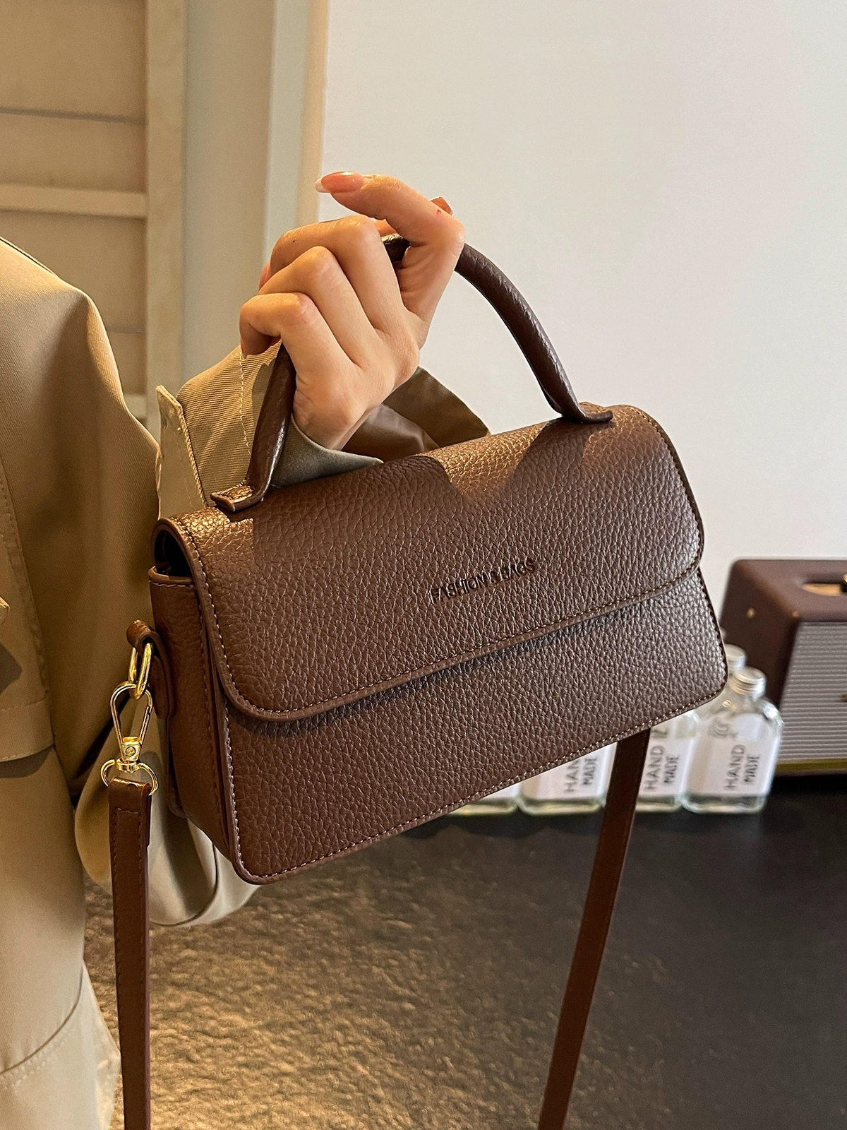 Super hot handheld small square bag