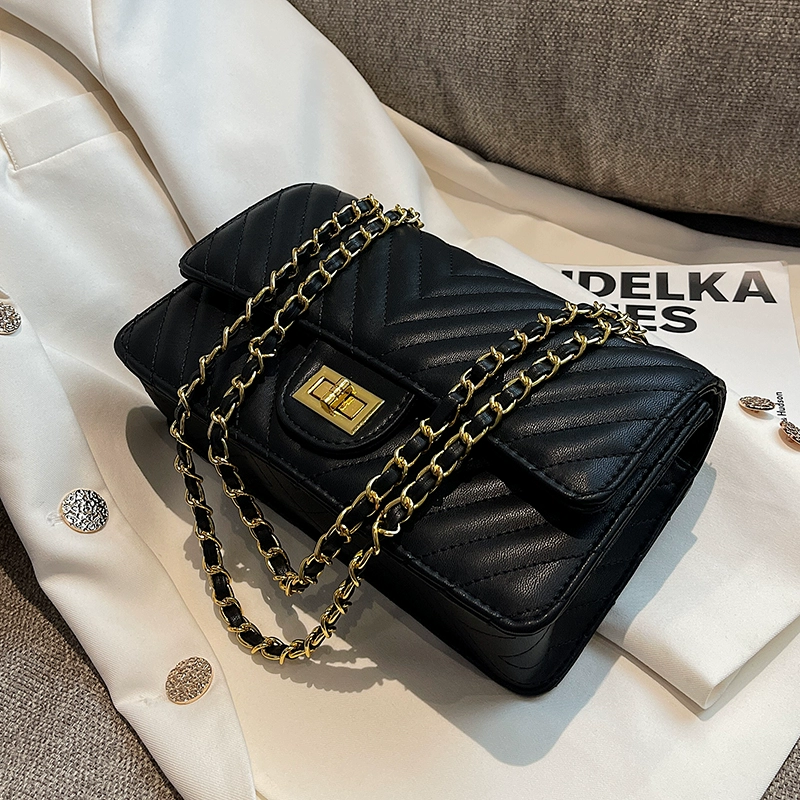 Diamond embroidery small bag - Image 3