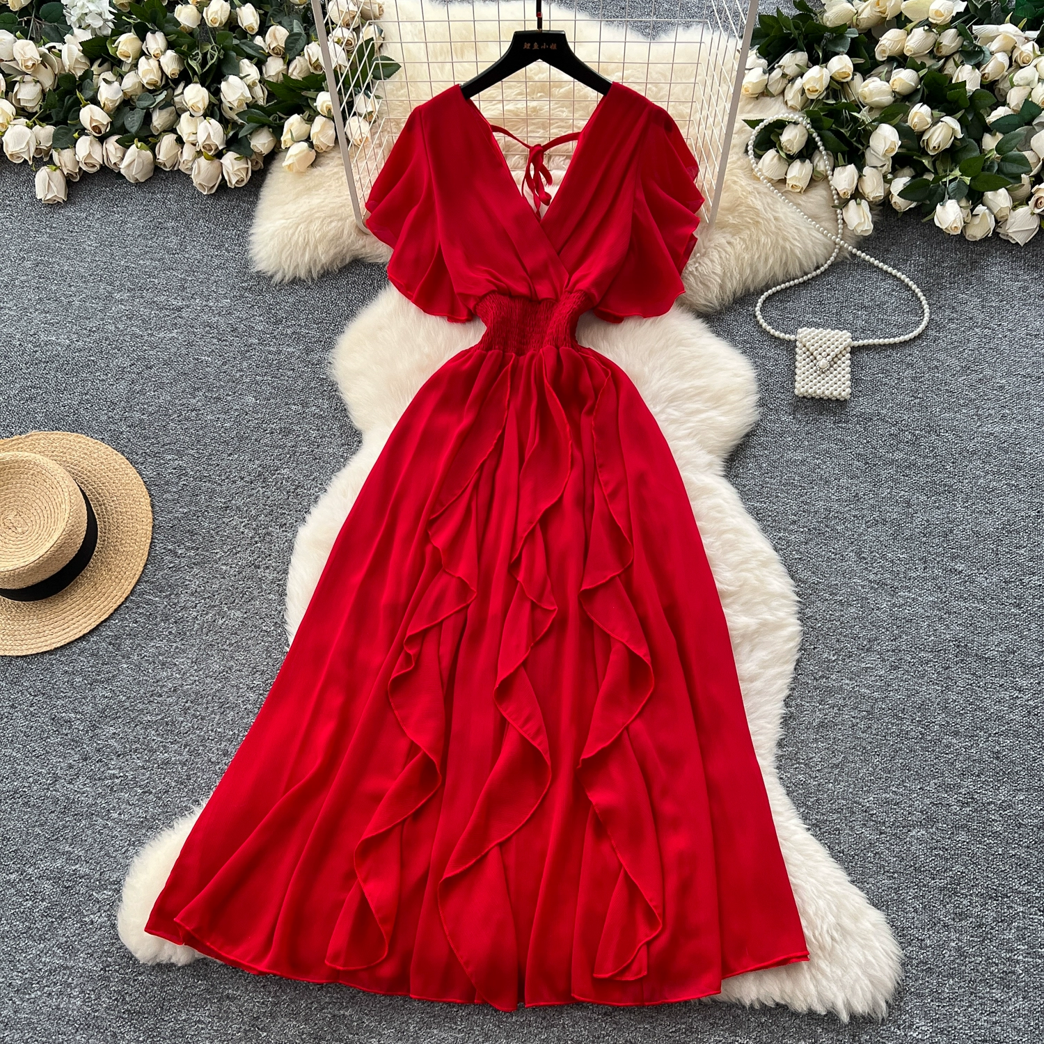 V-neck small flying sleeves waist chiffon dress