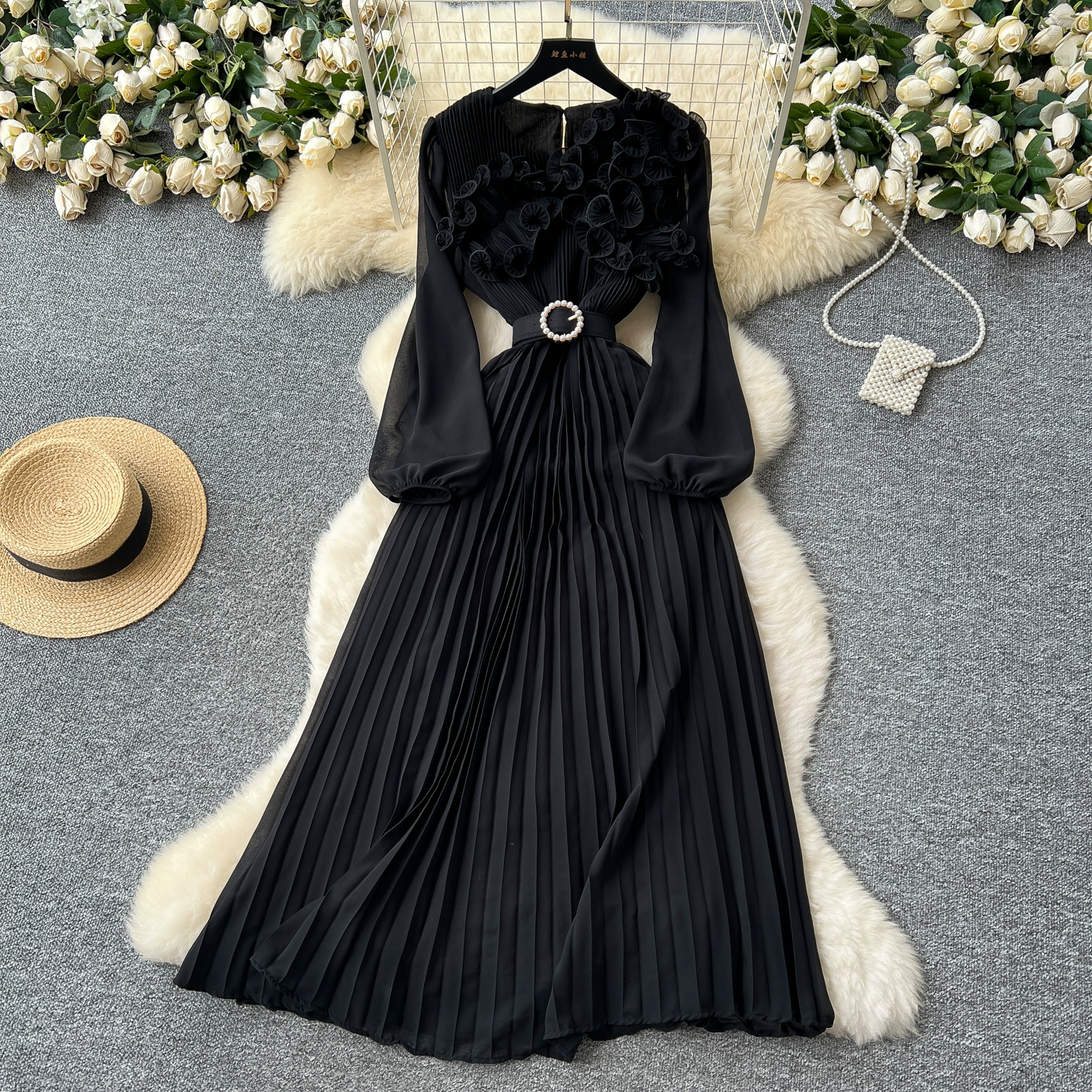Three-dimensional lace lantern sleeve strap waist slimming pleated dress - Image 6
