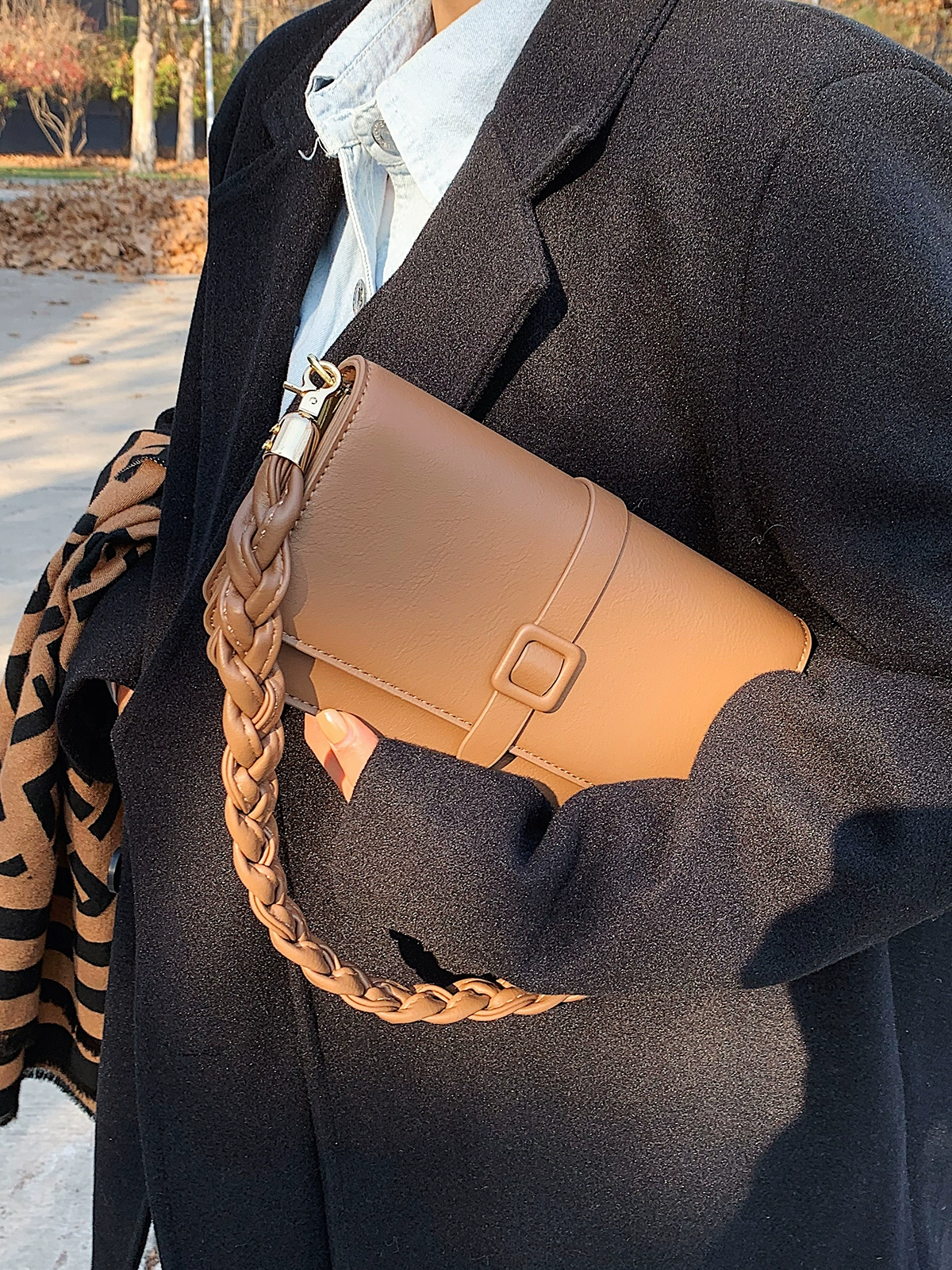 Single shoulder fashion small square bag - Image 2