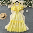 French scheming design one-shoulder strap ruffled patchwork waist dress - yellow