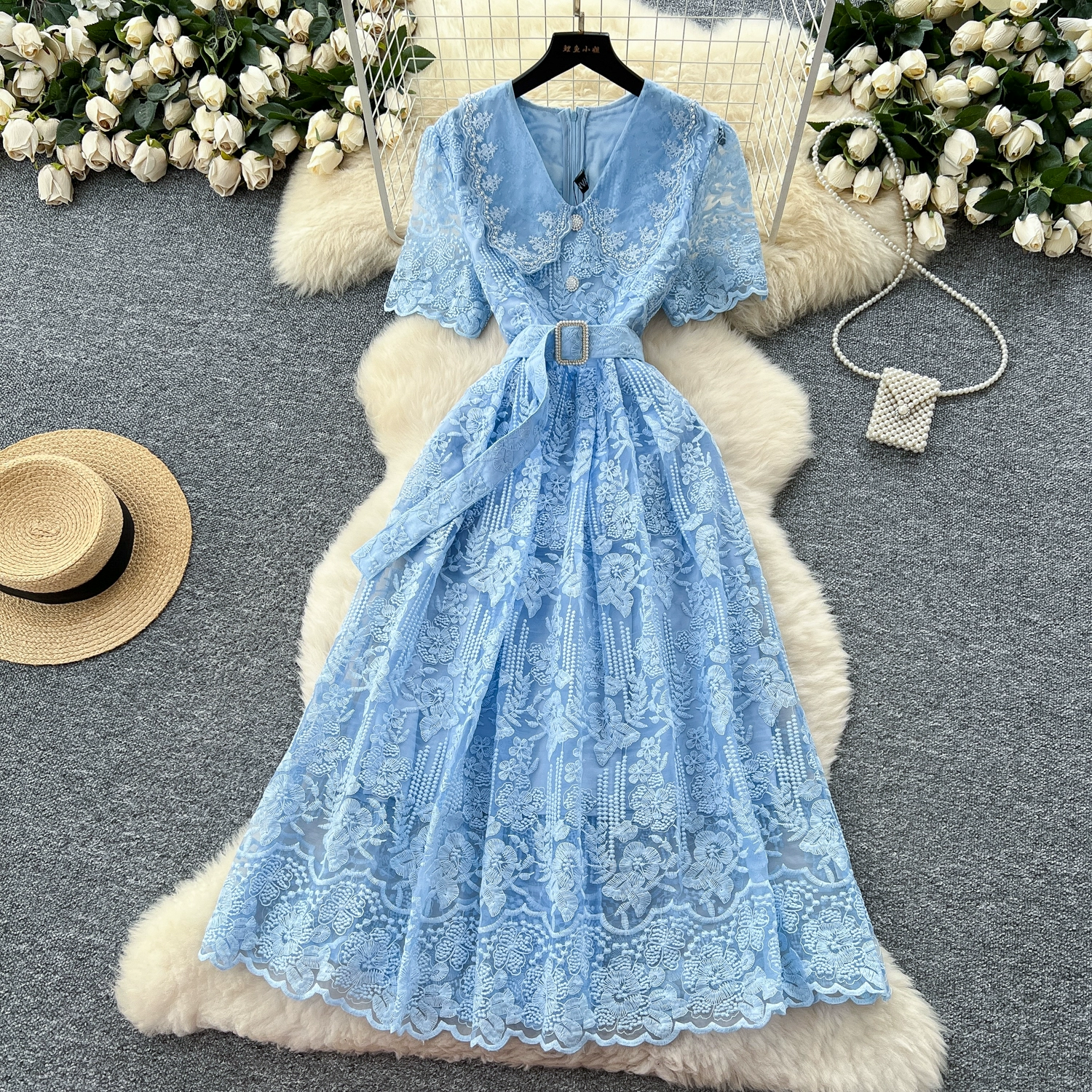 Short-sleeved waist embroidered dress - Image 2