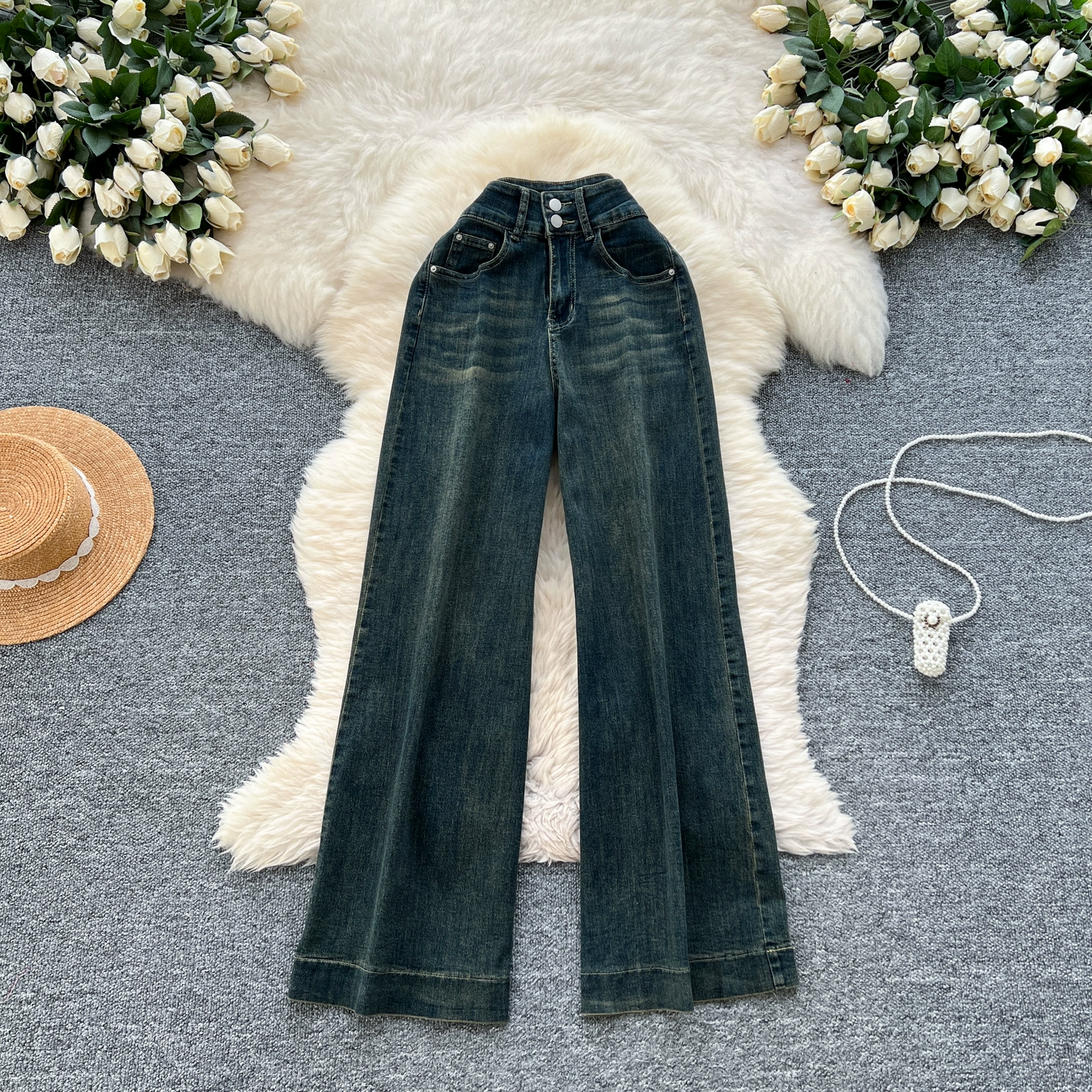 High-waisted two-button jeans - Image 3