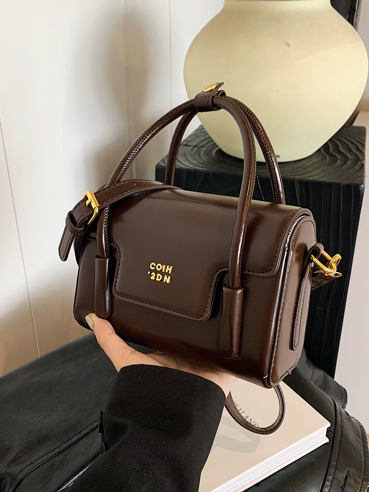 Super hot handheld small square bag