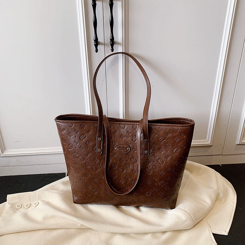 High-end retro embossed women's bag - Image 6