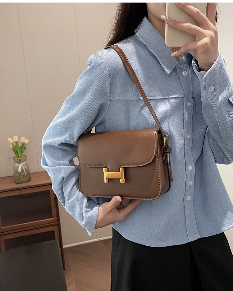 High-quality retro small handbag for women - Image 4