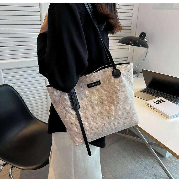 Winter versatile canvas bag - Image 7