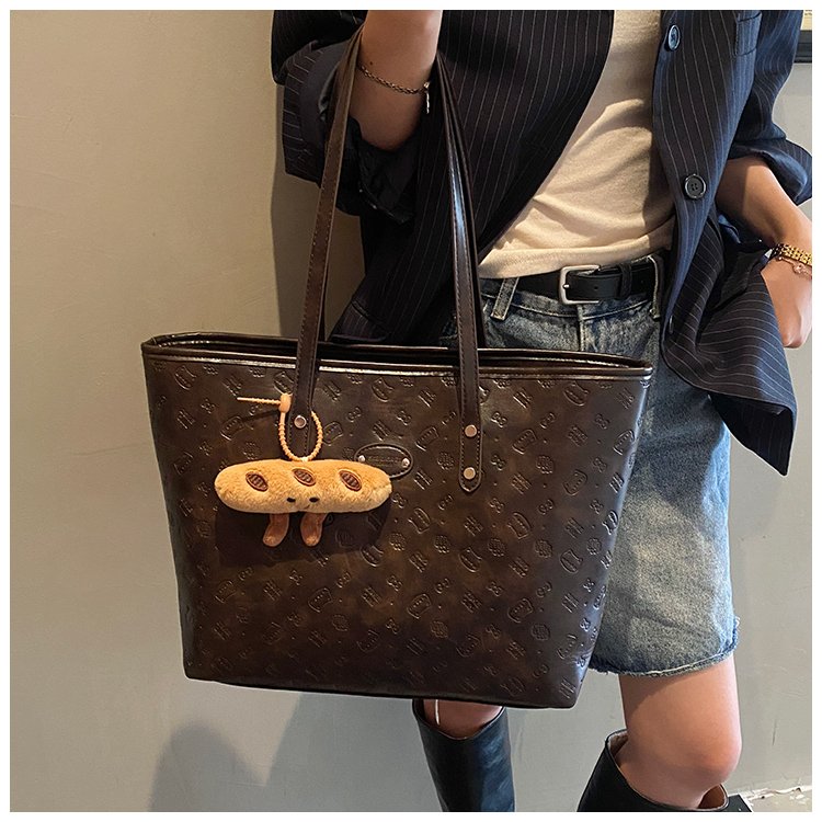 High-end retro embossed women's bag - Image 3