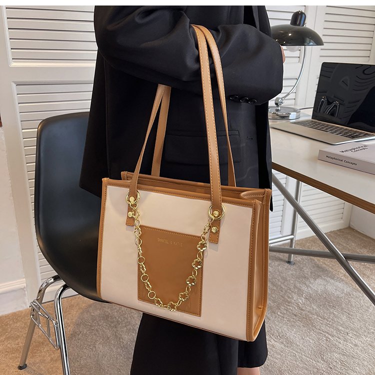 High-end women's handbag - Image 7