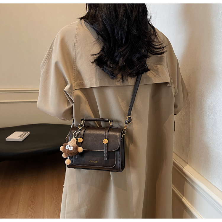 High-end retro women's handbag - Image 8