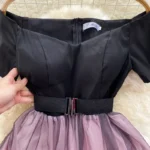 Contrasting one-shoulder dress - Image 6