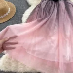 Contrasting one-shoulder dress - Image 9