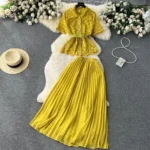 High-waisted pleated skirt, two-piece trendy set - Image 4