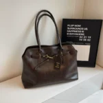 Retro-style fashionable tote bag for women - Image 3