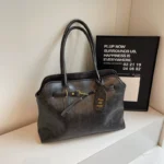 Retro-style fashionable tote bag for women - Image 2