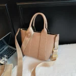 High-end women's handbag - Image 5