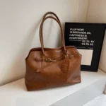Retro-style fashionable tote bag for women