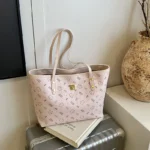 Fashion large-capacity bag for women - Image 3