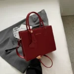 Handcrafted high-end women's bag