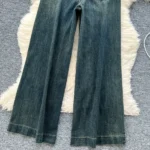 High-waisted two-button jeans - Image 6
