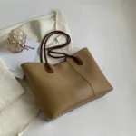 High-end, large-capacity, versatile commuter bag - Image 4