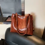 High-quality, large-capacity women's bag